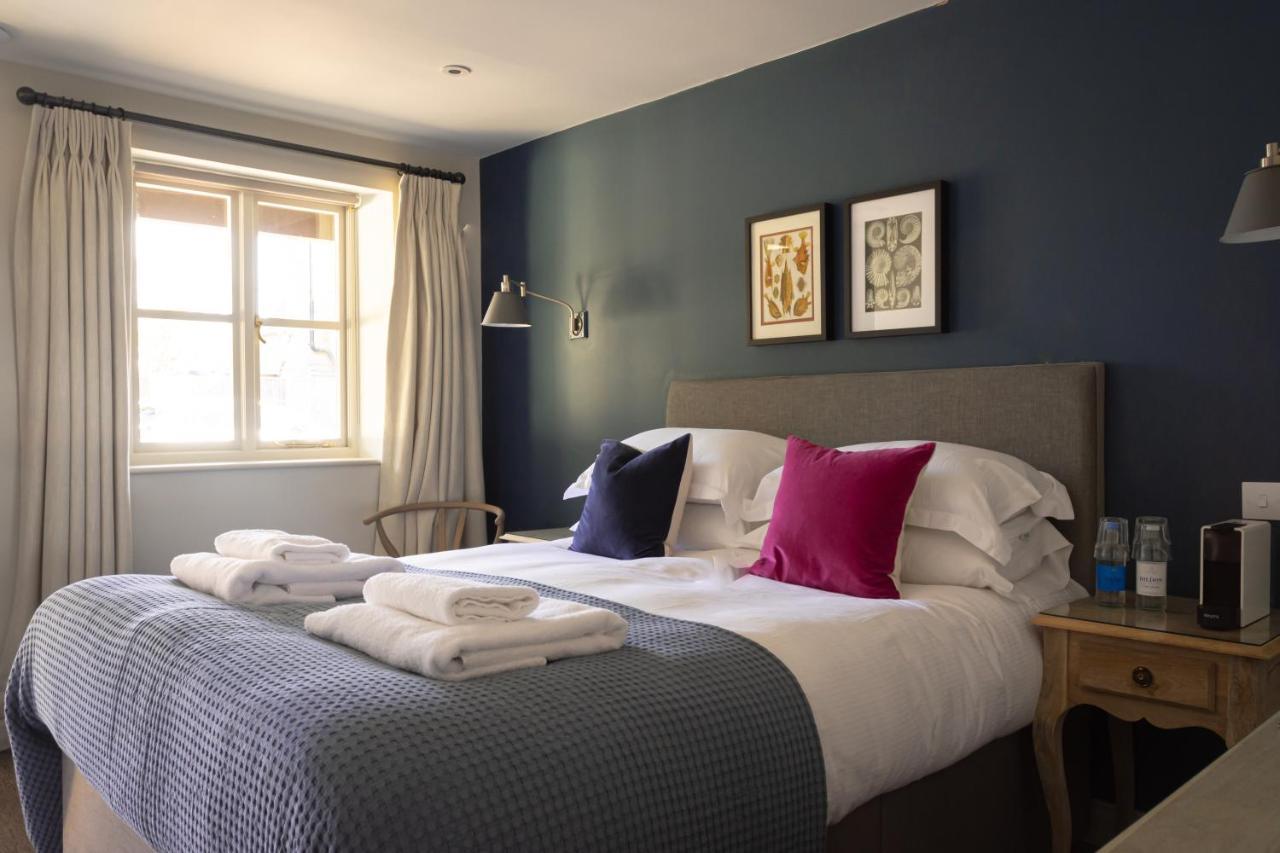 The Stump Hotel Cirencester Exterior photo